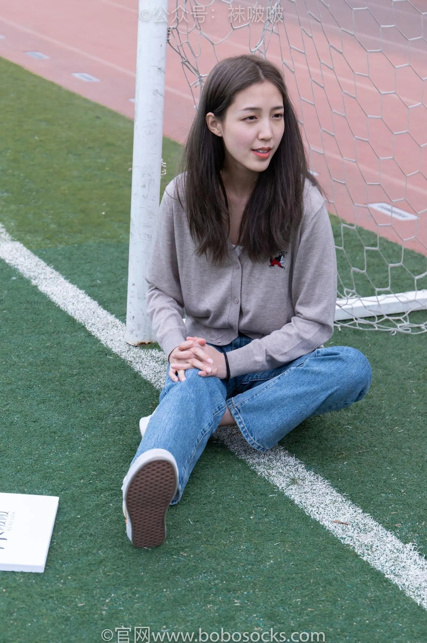[BoBoSocks袜啵啵]NO.004 泡芙-vans帆布鞋、白棉袜、裸足 [127P]插图8
